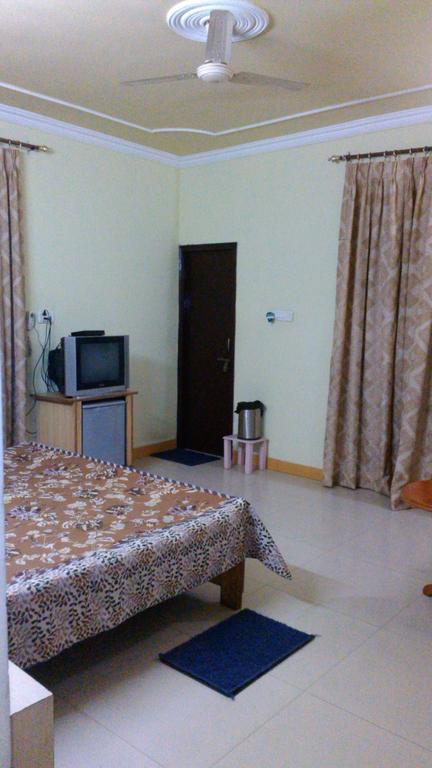 Hotel Kanishka Kanpur Pokój zdjęcie